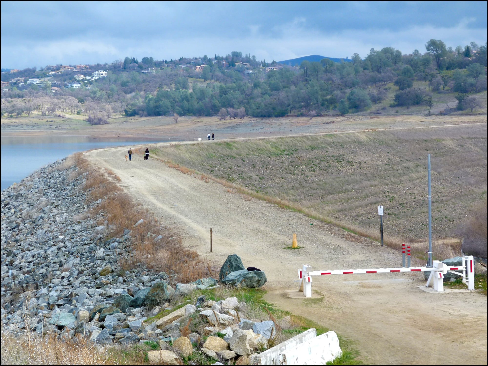 Folsom Lake water level