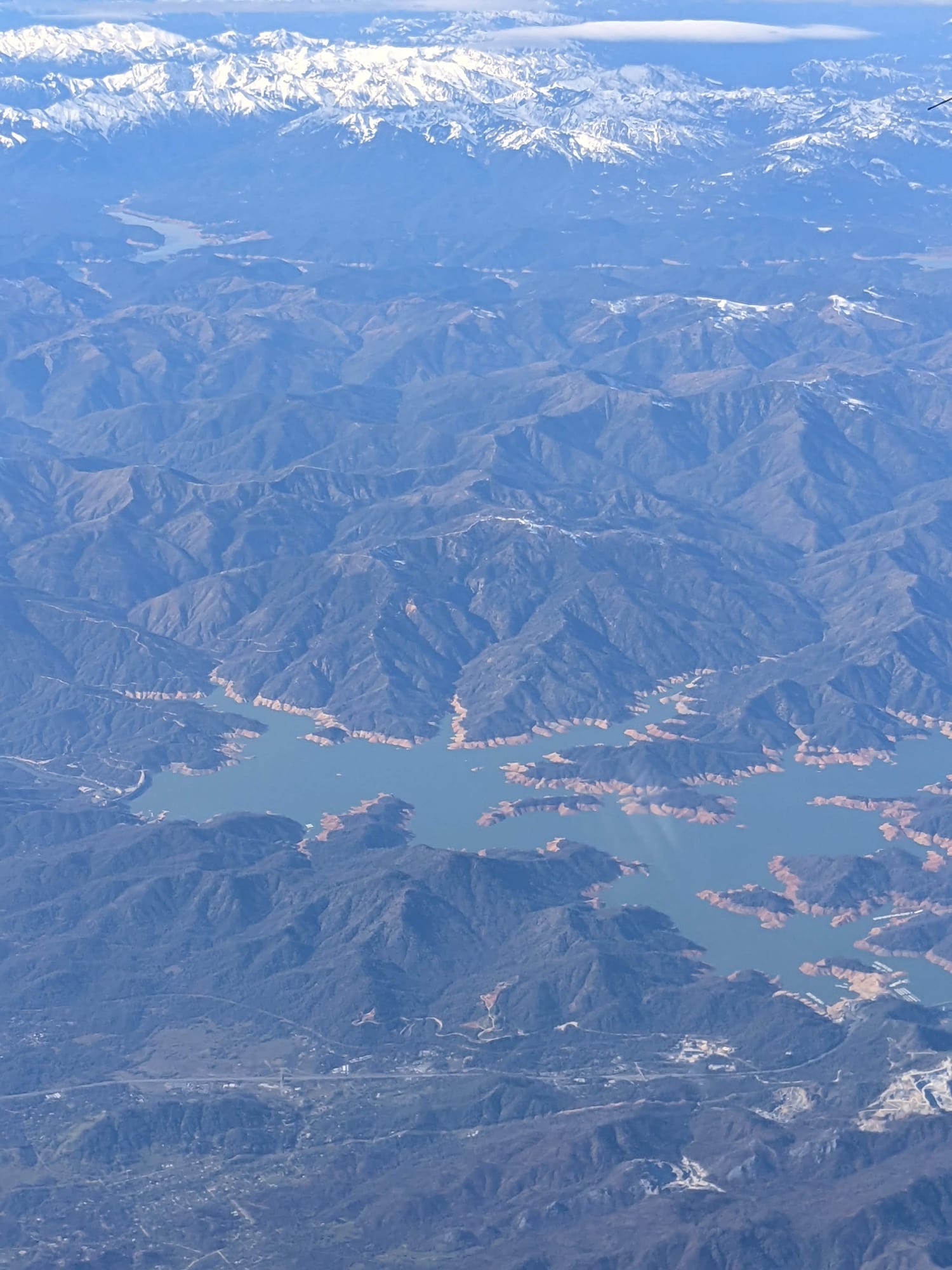 Lake Shasta water level